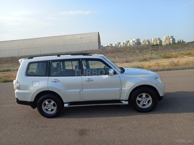 Mitsubishi Pajero 2007, 210,000 km - 3.0 l - Bakı