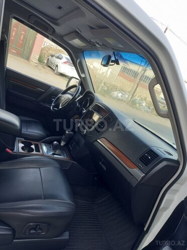 Mitsubishi Pajero 2007, 210,000 km - 3.0 l - Bakı