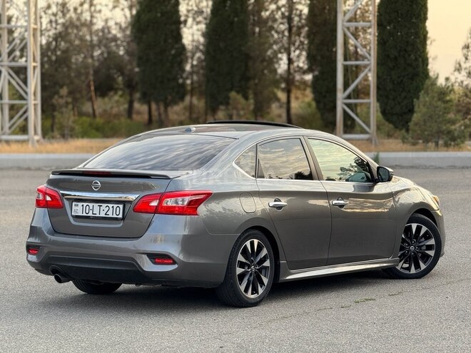Nissan Sentra 2017, 110,000 km - 1.8 л - Gəncə