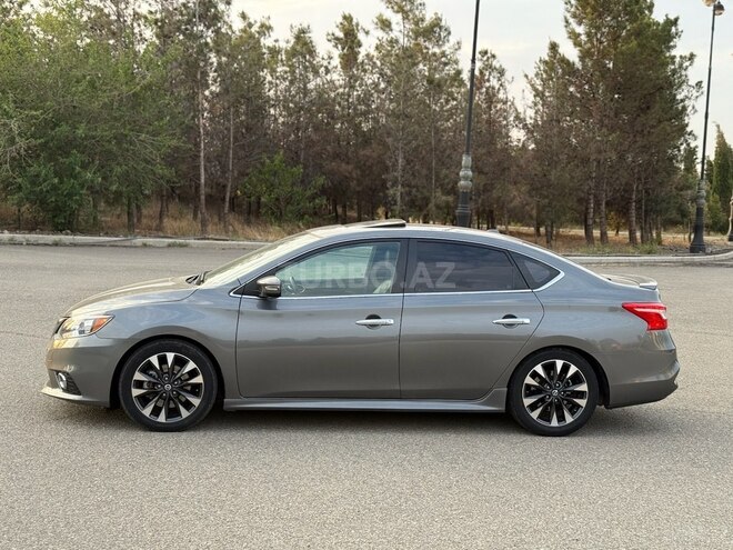 Nissan Sentra 2017, 110,000 km - 1.8 л - Gəncə