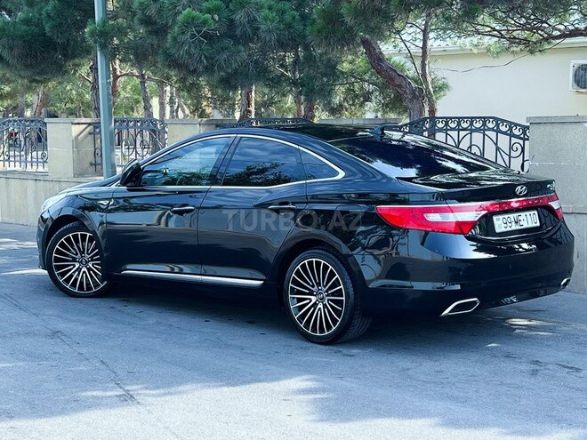 Hyundai Grandeur-7