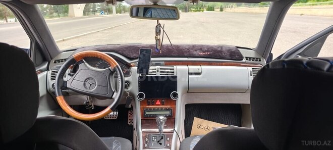 Mercedes E 240 1998, 644,000 km - 2.4 l - Tərtər