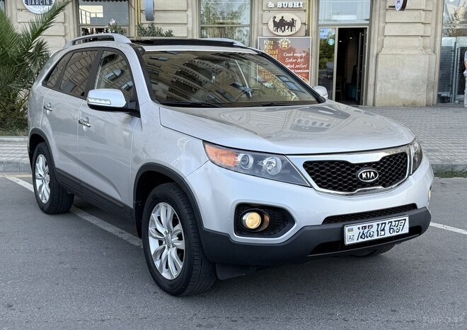 Kia Sorento 2010, 72,000 km - 2.0 л - Bakı