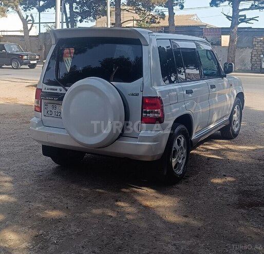 Mitsubishi Pajero io 1999, 300,000 km - 1.8 l - Bakı