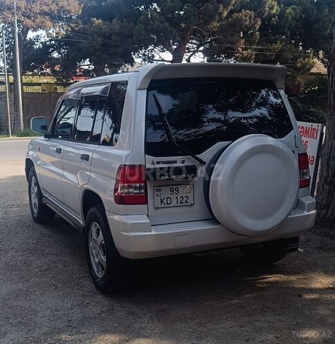 Mitsubishi Pajero io 1999, 300,000 km - 1.8 l - Bakı