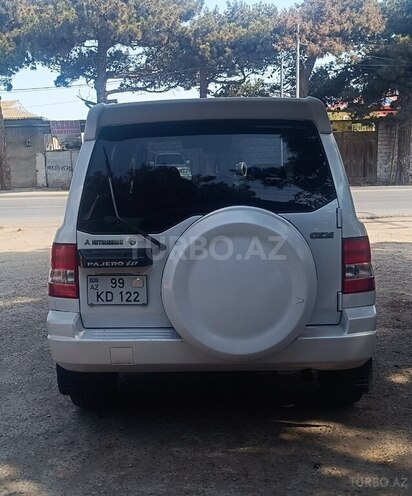 Mitsubishi Pajero io 1999, 300,000 km - 1.8 l - Bakı
