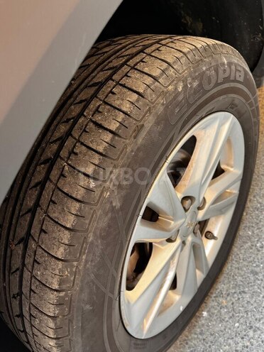 Chevrolet Tracker-9