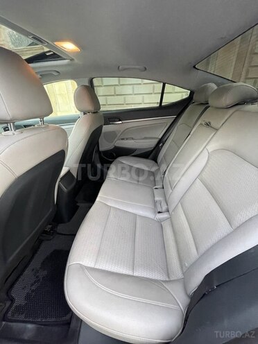 Hyundai Elantra 2017, 147,577 km - 2.0 l - Bakı