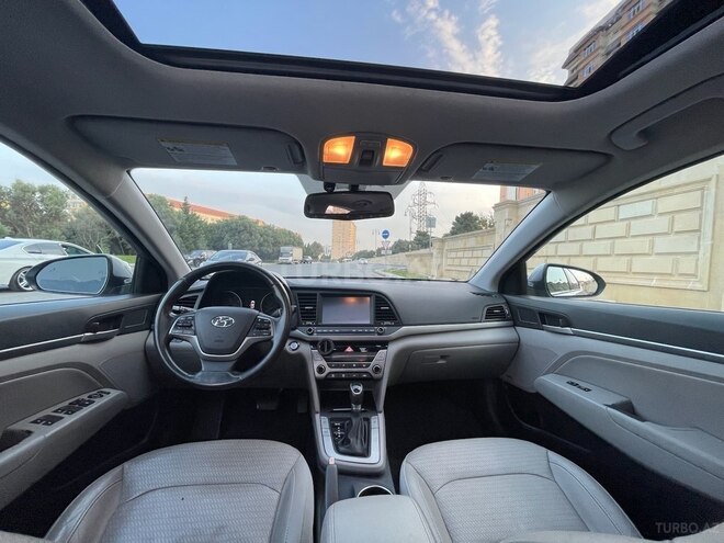 Hyundai Elantra 2017, 147,577 km - 2.0 l - Bakı