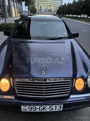 Mercedes E 200 1998, 272,000 km - 2.0 l - Bakı