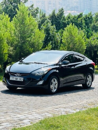 Hyundai Elantra-5