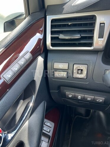 Lexus LX 570 2013, 81,000 km - 5.7 l - Gəncə