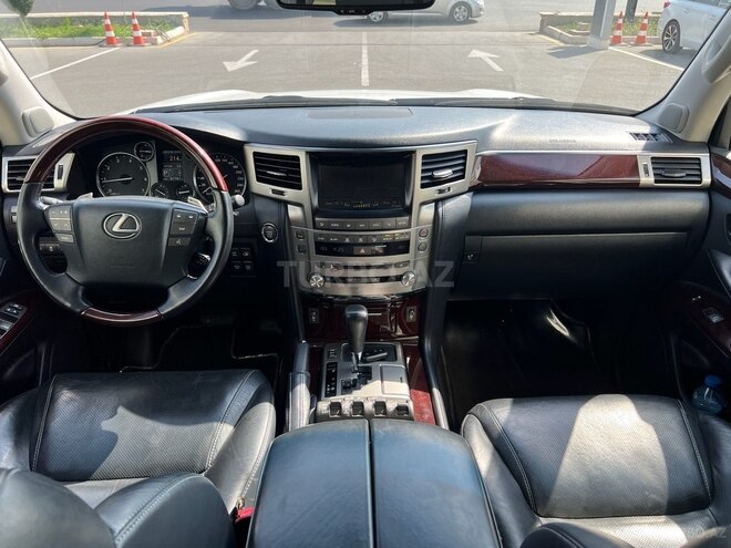 Lexus LX 570 2013, 81,000 km - 5.7 l - Gəncə