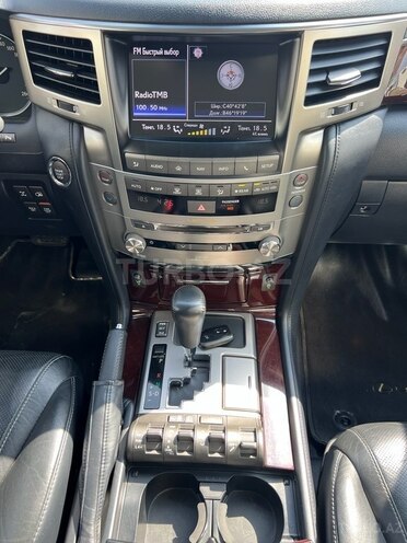 Lexus LX 570 2013, 81,000 km - 5.7 l - Gəncə