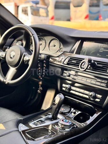 BMW 528 2014, 180,000 km - 2.0 l - Bakı