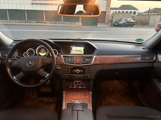 Mercedes E 220 d 2012, 188,000 km - 2.1 l - Bakı