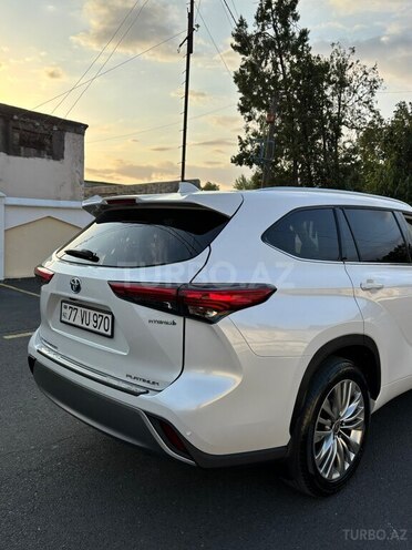 Toyota Highlander 2023, 20,000 km - 2.5 l - Zaqatala