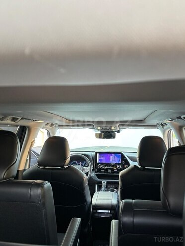 Toyota Highlander 2023, 20,000 km - 2.5 l - Zaqatala