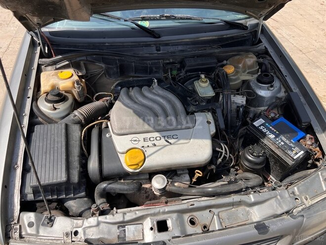 Opel Astra 1995, 150,000 km - 1.6 l - Cəlilabad