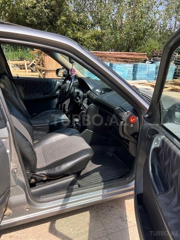 Opel Astra 1995, 150,000 km - 1.6 l - Cəlilabad