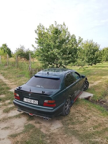 BMW 316 1996, 433,149 km - 1.6 l - Qusar