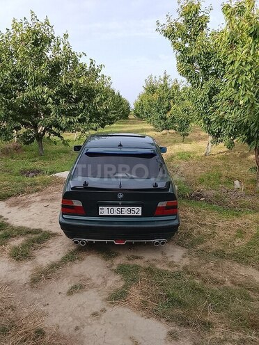 BMW 316 1996, 433,149 km - 1.6 l - Qusar