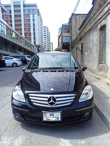 Mercedes B 180 2007, 102,300 km - 2.0 l - Bakı