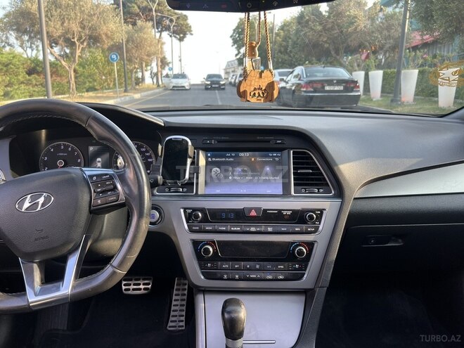 Hyundai Sonata-3