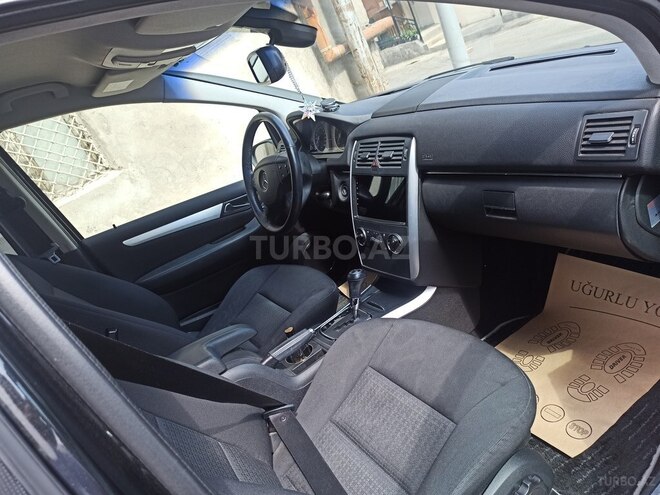 Mercedes B 180 2007, 102,300 km - 2.0 l - Bakı
