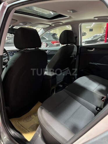Hyundai Accent 2021, 100,000 km - 1.6 l - Sumqayıt