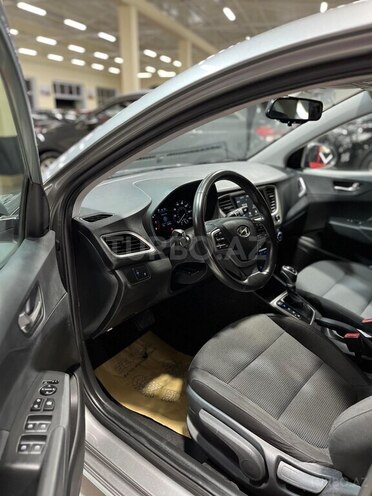 Hyundai Accent 2021, 100,000 km - 1.6 l - Sumqayıt