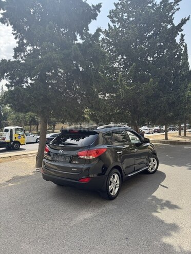 Hyundai ix35 2010, 290,000 km - 2.0 л - Bakı