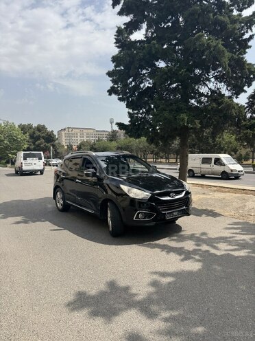 Hyundai ix35 2010, 290,000 km - 2.0 л - Bakı