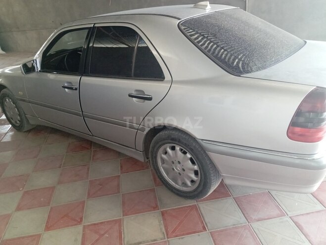 Mercedes C 200 1998, 233,367 km - 2.0 л - Göyçay