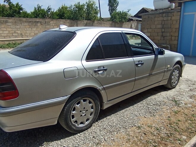 Mercedes C 200 1998, 233,367 km - 2.0 л - Göyçay