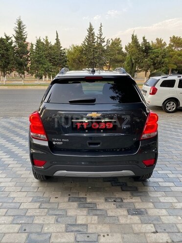 Chevrolet Trax-8