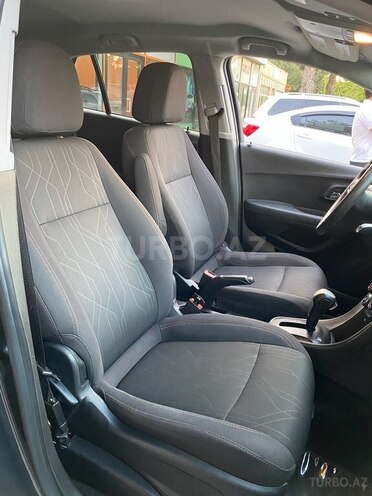 Chevrolet Trax-16