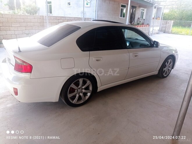 Subaru Legacy-10