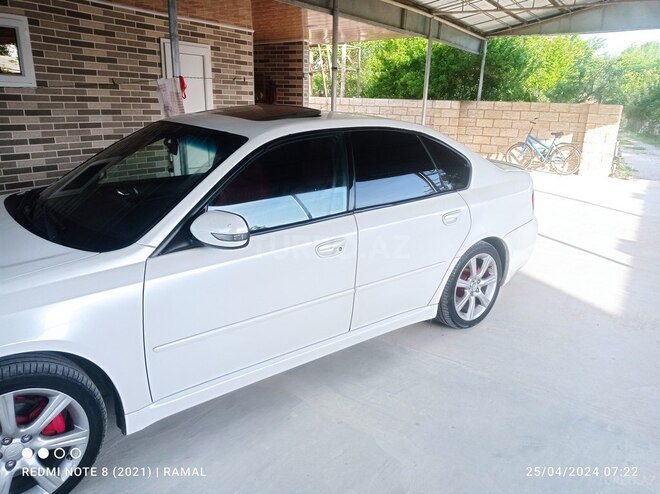 Subaru Legacy-8