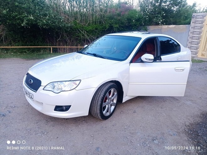 Subaru Legacy-11