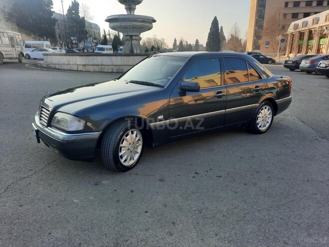 Mercedes C 220 1995, 421,000 km - 2.2 l - Gəncə