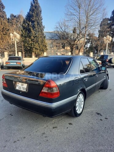Mercedes C 220 1995, 421,000 km - 2.2 l - Gəncə