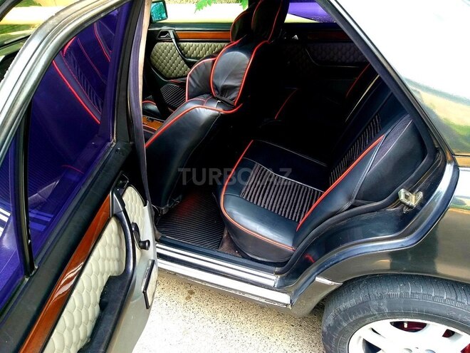 Mercedes E 300 1993, 355,550 km - 3.0 l - Bakı