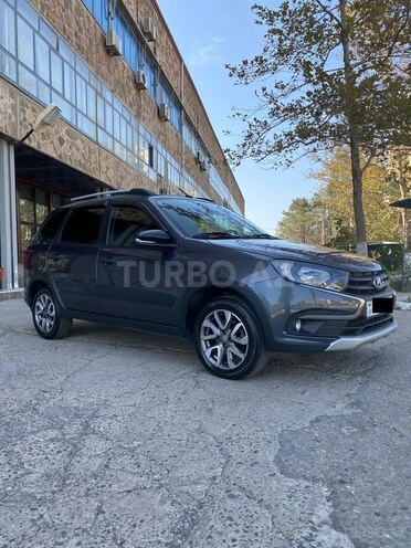 LADA (VAZ)  2022, 75,000 km - 1.6 л - Bakı