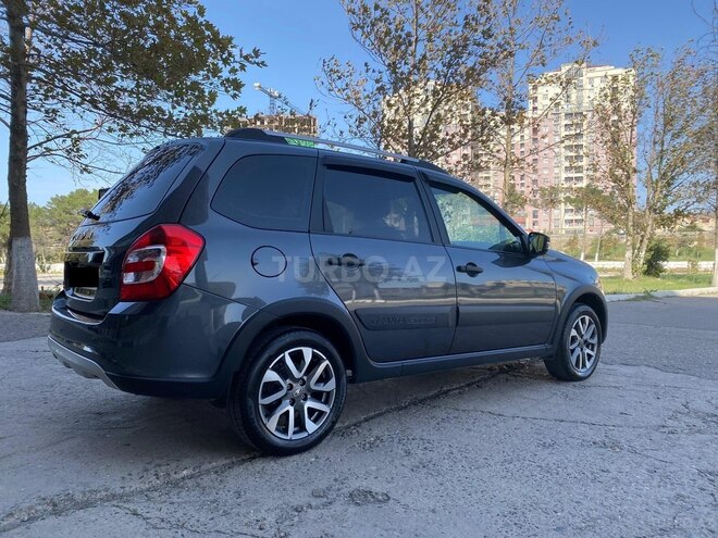 LADA (VAZ)  2022, 75,000 km - 1.6 л - Bakı