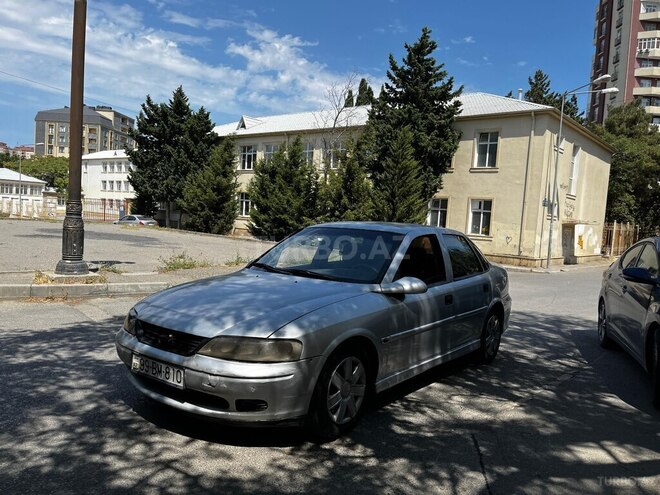 Opel Vectra 1999, 100,000 km - 1.8 l - Bakı