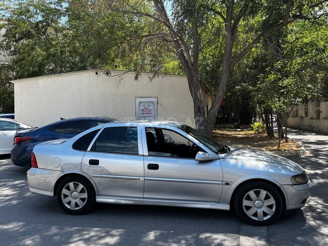 Opel Vectra 1999, 100,000 km - 1.8 l - Bakı