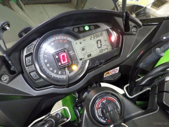 Kawasaki Ninja 1000-8