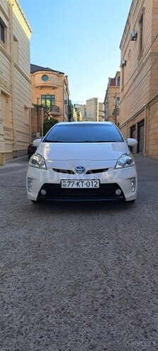 Toyota Prius-1