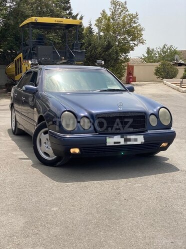 Mercedes E 200 1999, 350,000 km - 2.0 l - Bakı